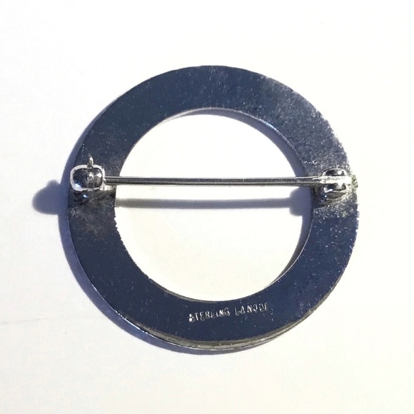 Vintage LaMode Engraved Sterling Silver Circle Pin - Picture 3 of 3